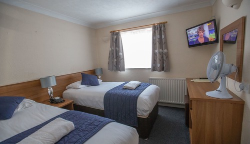 Habitación con 2 camas individuales