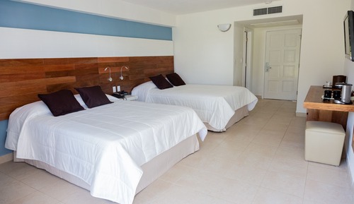 Superior Room, 2 Queens, Non-Smoking