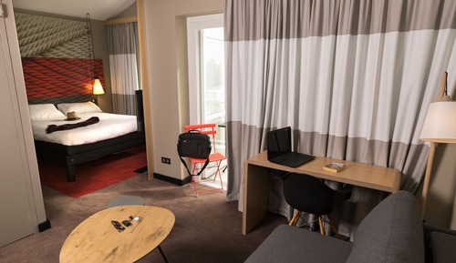 Habitación familiar, 1 cama doble con sofá cama, balcón (Premium)