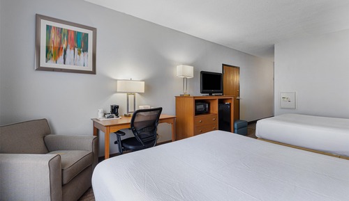 Habitación estándar, 2 camas de matrimonio, accesible para personas con discapacidad, bañera