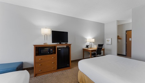 Habitación estándar, varias camas, fumadores, frigorífico y microondas