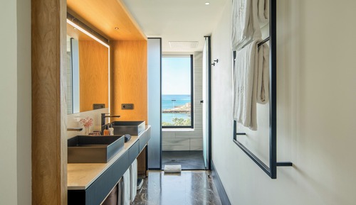 Suite, vistas al mar (2+2)