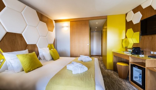 Habitación superior con 1 cama doble o 2 individuales