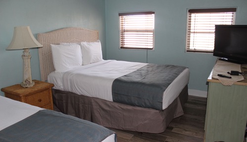 Apartamento, 2 habitaciones, cocina, vistas al jardín