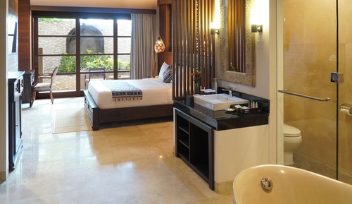 Club Room