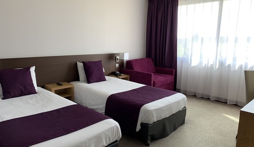 Habitación, 1 cama doble con sofá cama (Golf course view)