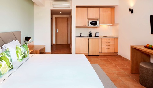 Habitación familiar, habitaciones comunicadas (2AD+2CH)
