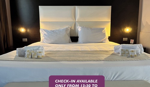 Deluxe Double Room.