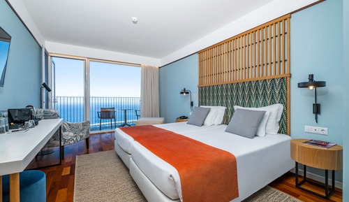 Superior Twin Room with Sea View