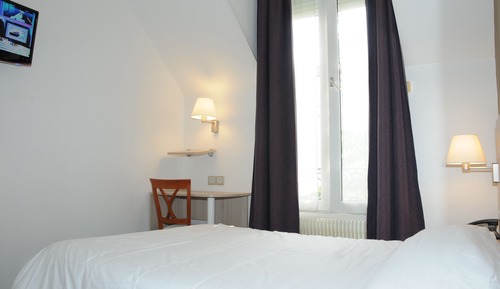 Habitación con 2 camas individuales