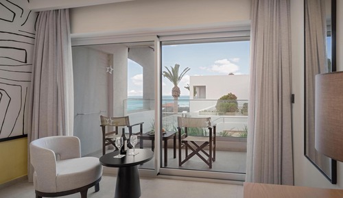 Habitación estándar, vistas parciales al mar