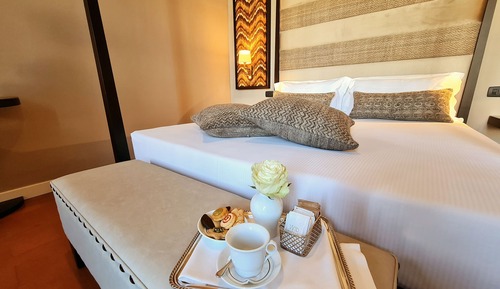 Apartamento familiar, 3 habitaciones, vistas a la ciudad, en edificio anexo