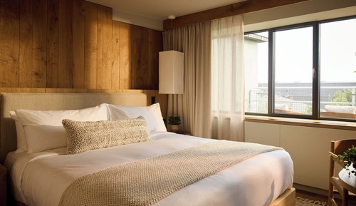 Habitación, 1 cama de matrimonio grande, balcón (Skyline)