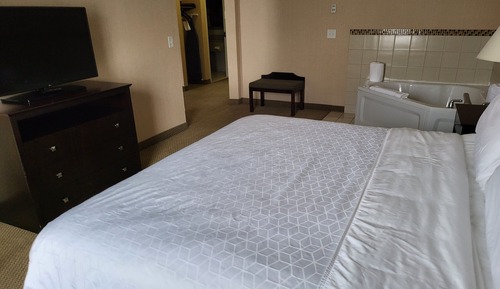 Suite, 1 cama de matrimonio grande con sofá cama, bañera de hidromasaje