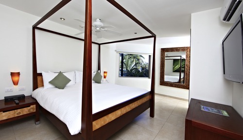 Pool View 1 Bedroom Suite