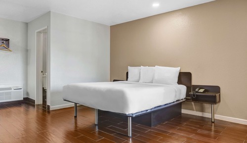 Habitación Deluxe, 1 cama de matrimonio grande, fumadores, frigorífico y microondas