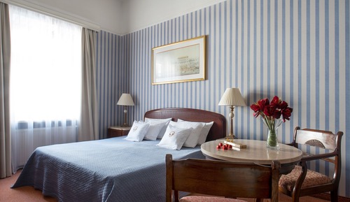 Habitación clásica con 1 cama doble o 2 individuales