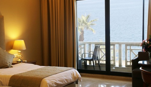Habitación con cama doble o con camas separadas Deluxe con vistas al mar
