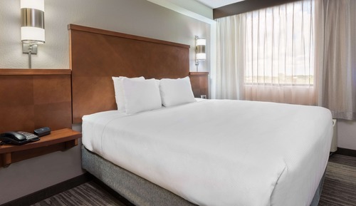 Habitación, 1 cama de matrimonio grande con sofá cama (High Floor)