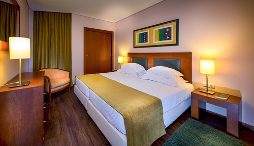 Suite sénior, vistas al mar (4 Adults + 2 Children)