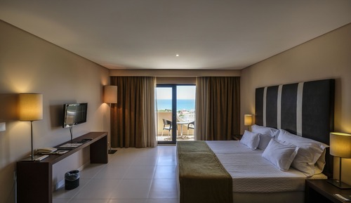 Habitación con 2 camas individuales, vistas al mar