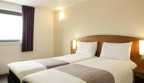 Habitación con 2 camas individuales, 2 camas individuales