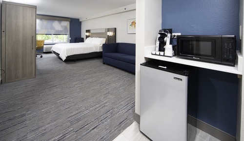 Habitación, 1 cama de matrimonio grande con sofá cama (Communications, Mobility, Access Tub)