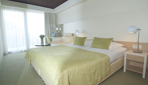 Habitación estándar doble, balcón, mirando al mar