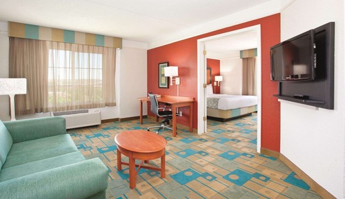 Suite, 1 cama de matrimonio grande, no fumadores, vistas a la piscina