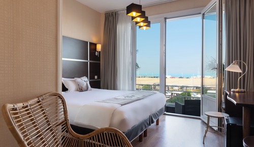 Habitación doble superior, terraza, vistas al mar