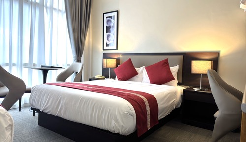 Habitación superior (Queen Single)