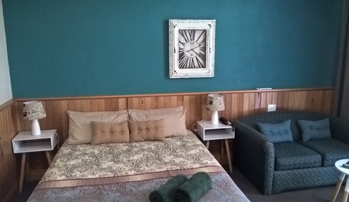 Habitación familiar, varias camas, balcón