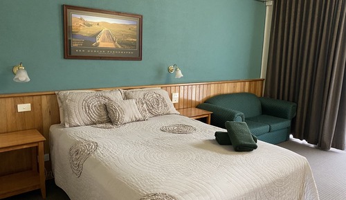 Habitación Deluxe, 1 cama de matrimonio, no fumadores, patio