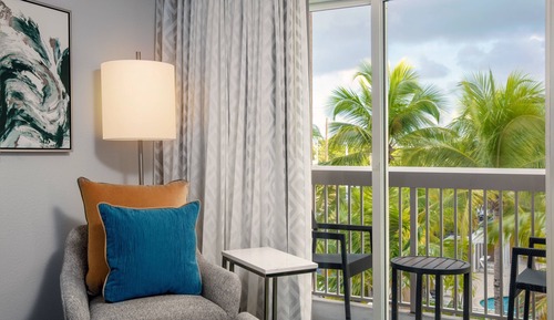 Habitación, 2 camas de matrimonio, notificación por teléfono o timbre, no fumadores