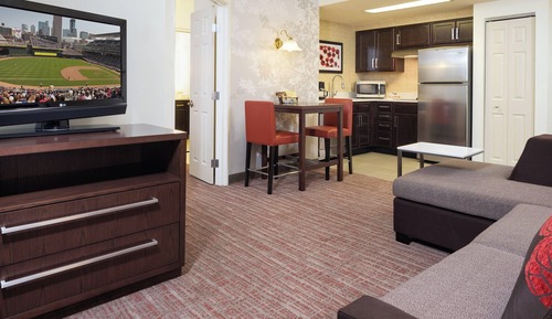 Suite, 1 habitación, no fumadores (Mobility Accessible, Roll-in Shower)