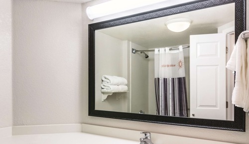 Habitación, 2 camas dobles, no fumadores (Mobility/Hearing Impaired Accessible)