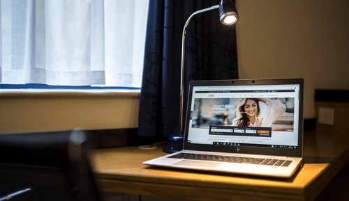 Habitación estándar, 1 cama doble con sofá cama (with Free Hot Breakfast)