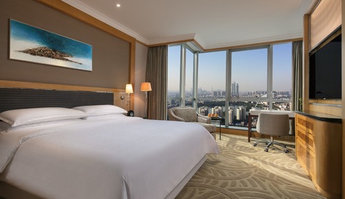 Habitación clásica, 1 cama de matrimonio grande, vistas a la ciudad