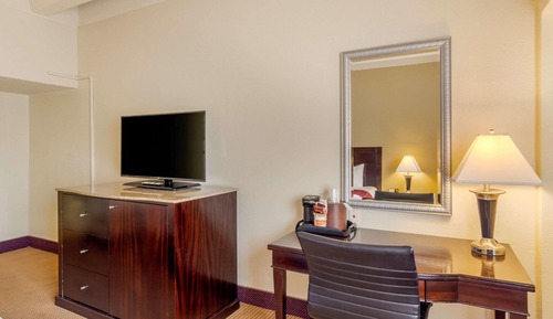 Estudio, 1 cama de matrimonio grande