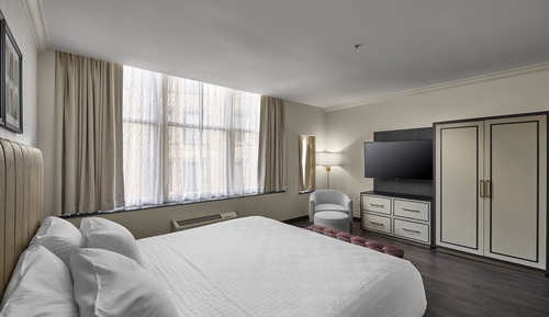 Suite, 1 cama de matrimonio grande, accesible para personas con discapacidad (Mobility Tub)