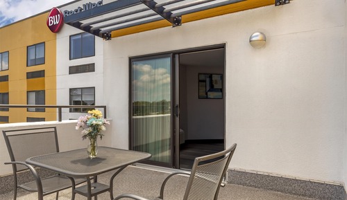 Habitación estándar, 1 cama de matrimonio grande, no fumadores, balcón (with Sofabed)