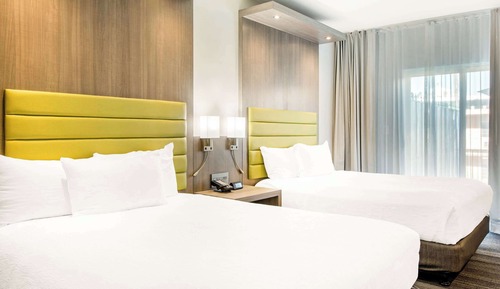 Habitación estándar doble, 2 camas dobles, no fumadores