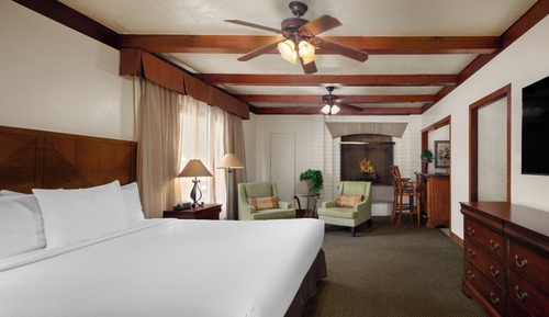 King Bed Apartment Non-Smoking