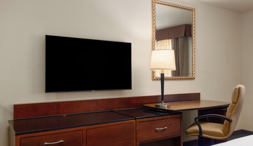 King Bed Accessible Non-Smoking