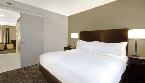 Habitación, 1 cama de matrimonio grande, bañera (Mobility & Hearing)