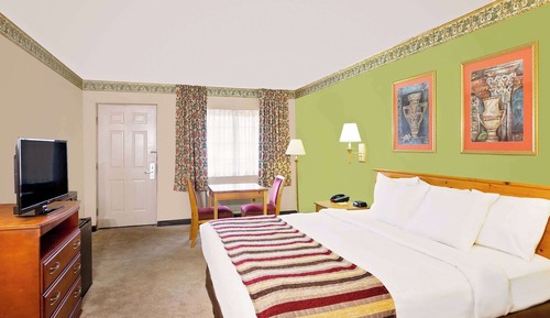 Habitación, 1 cama de matrimonio grande, no fumadores (Bathtub w/ Grab Bars)