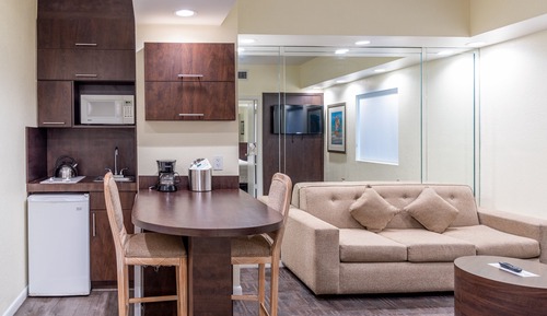 Suite, 1 cama de matrimonio con sofá cama