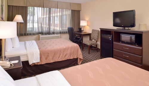 Habitación estándar doble, 2 camas dobles, no fumadores