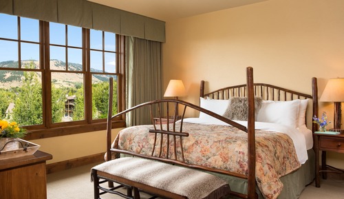 Luxury One Bedroom Condo