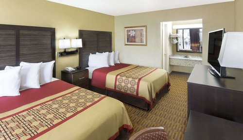 Standard Room, 2 Queen Beds, Smoking